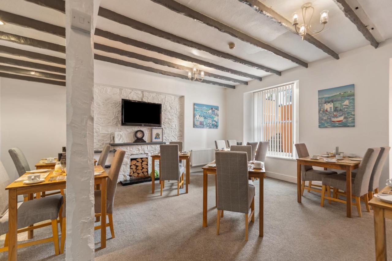 Coach Guest House Tenby Exterior foto