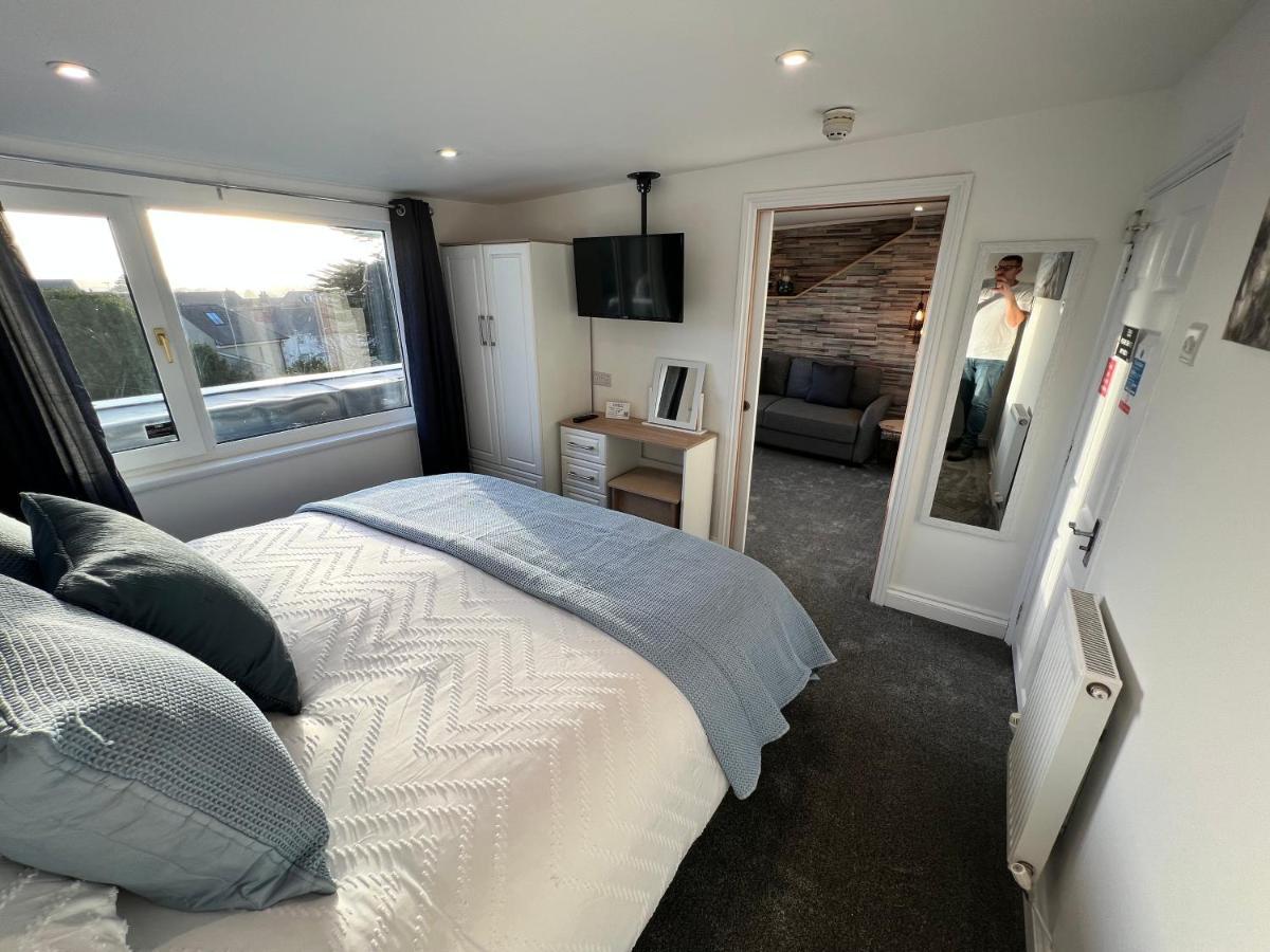 Coach Guest House Tenby Exterior foto