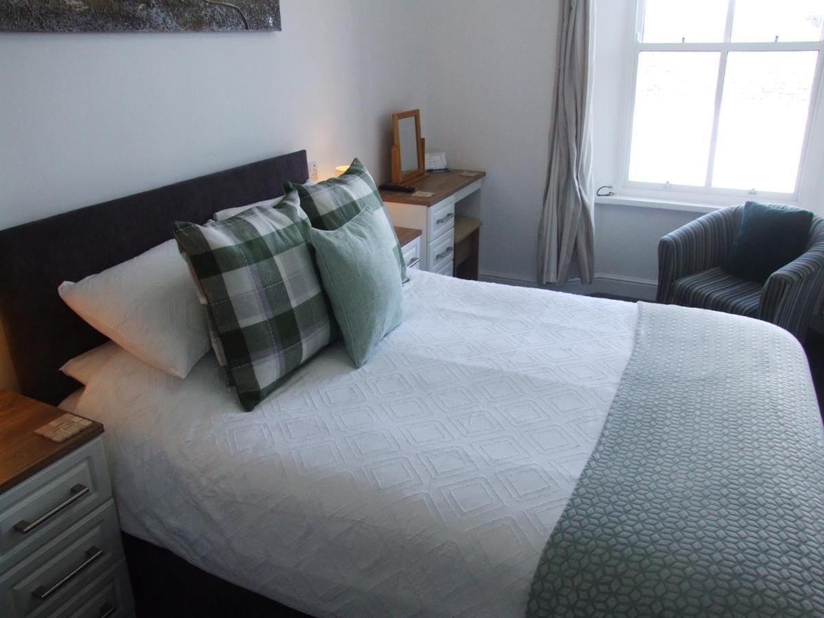 Coach Guest House Tenby Exterior foto